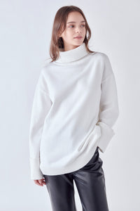 Turtle Neck Sweater - White